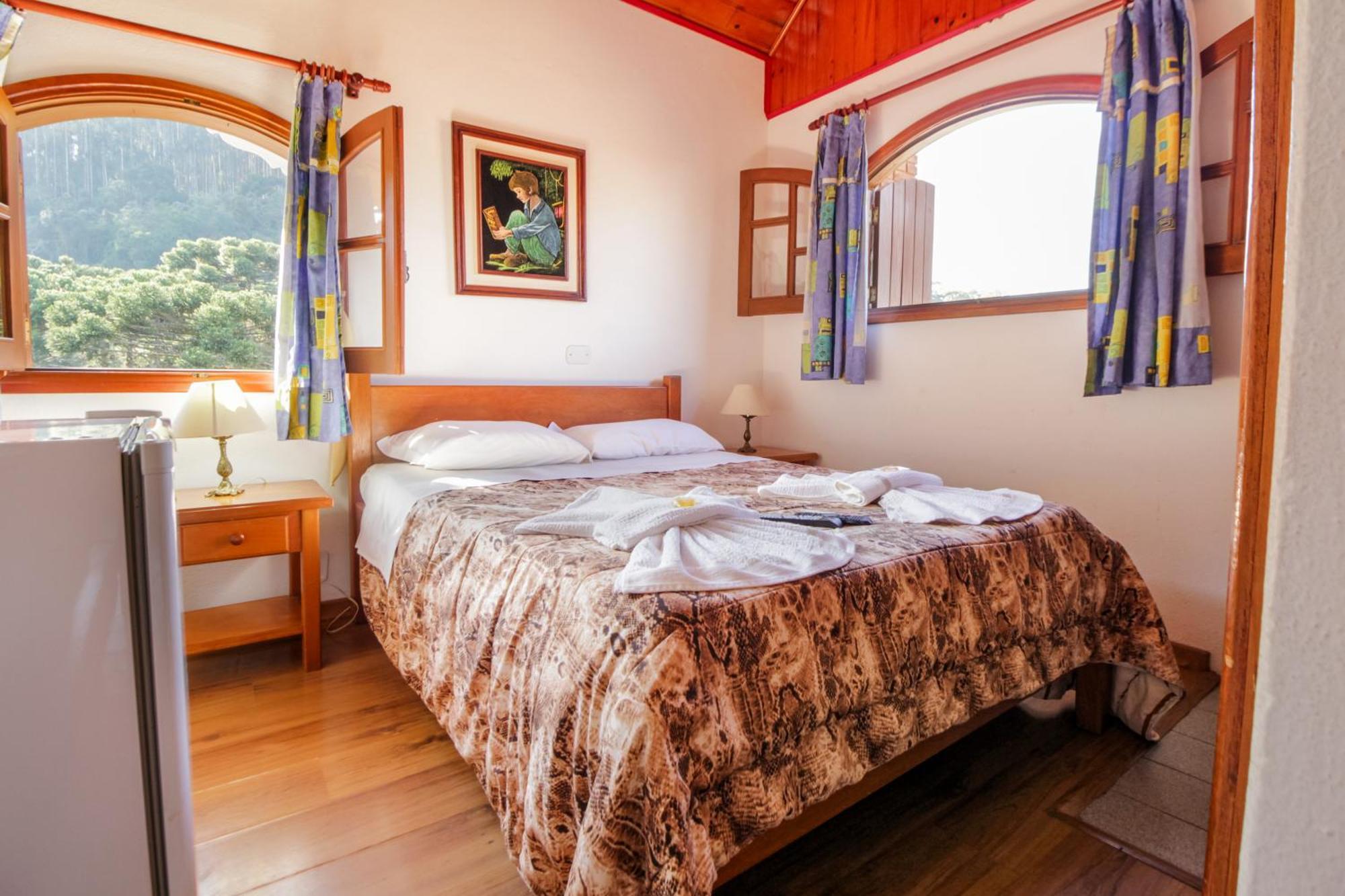 Velinn Austria Hotel Monte Verde มงชิแวร์จิ ภายนอก รูปภาพ