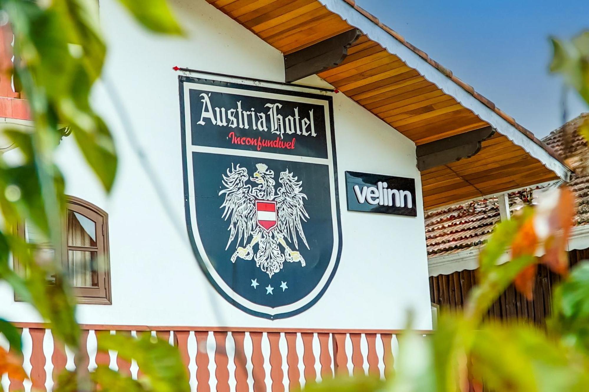 Velinn Austria Hotel Monte Verde มงชิแวร์จิ ภายนอก รูปภาพ